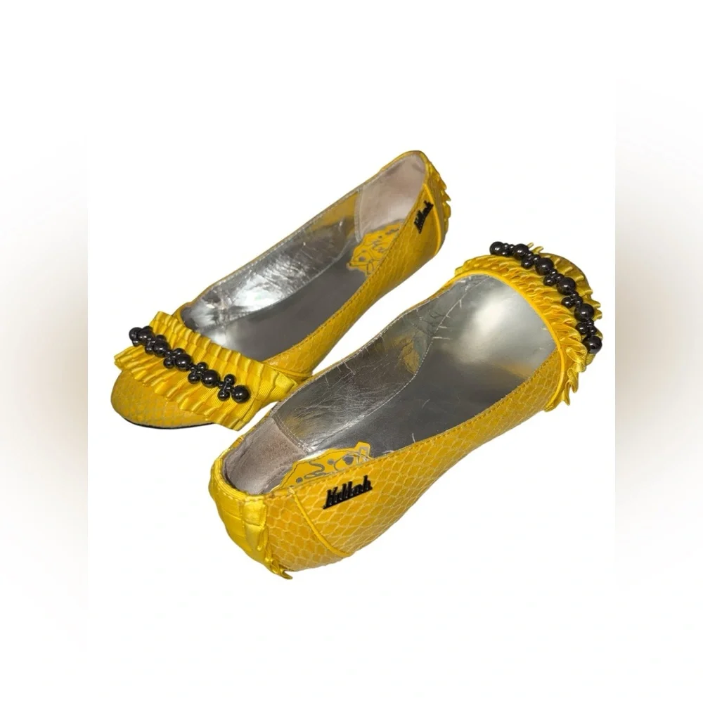 Killah Yellow Beaded Detail flats Size US 6